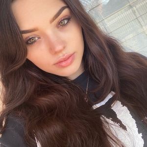 Meet your Posher, Creedence